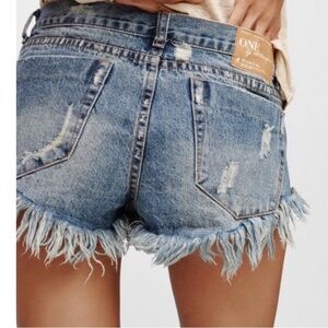 One Teaspoon Bonita Distressed Shorts Size 25
